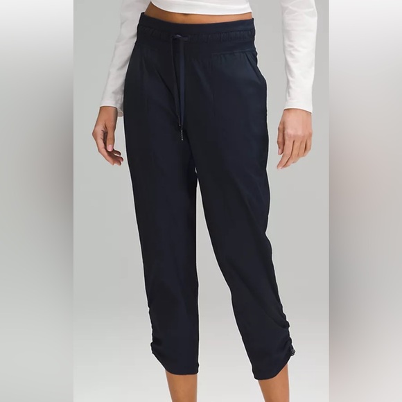 LuluLemon Dance Studio Crop Joggers *GOOD USED CONDITION* - Picture 1 of 9